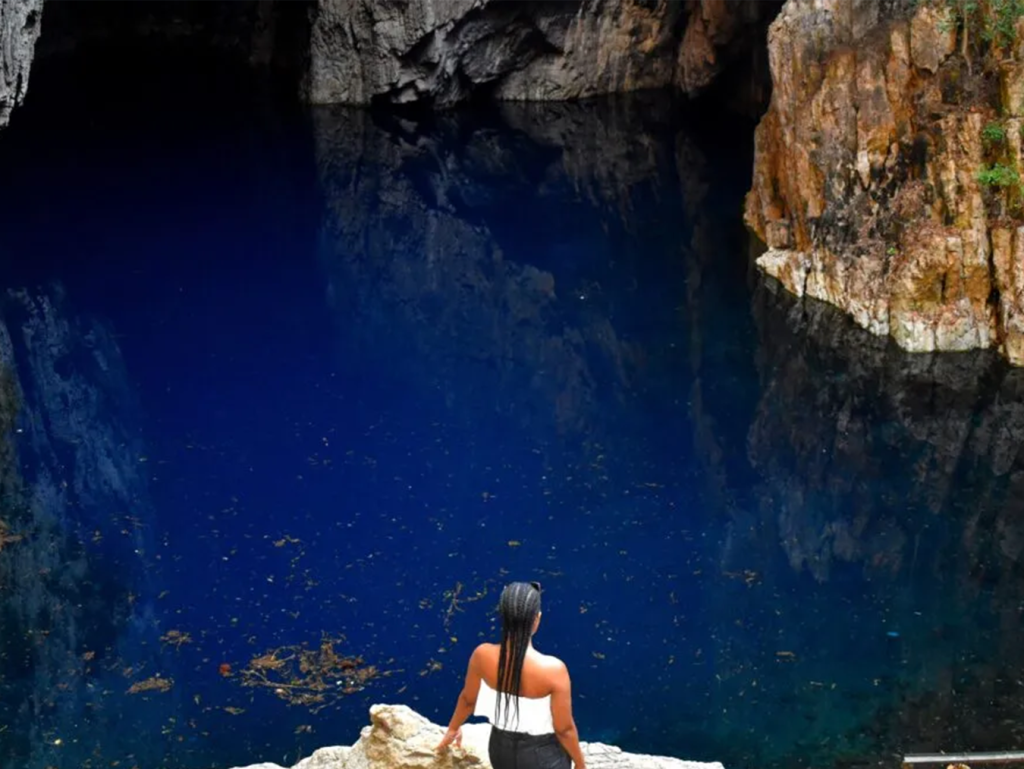 Chinhoyi Caves Tour